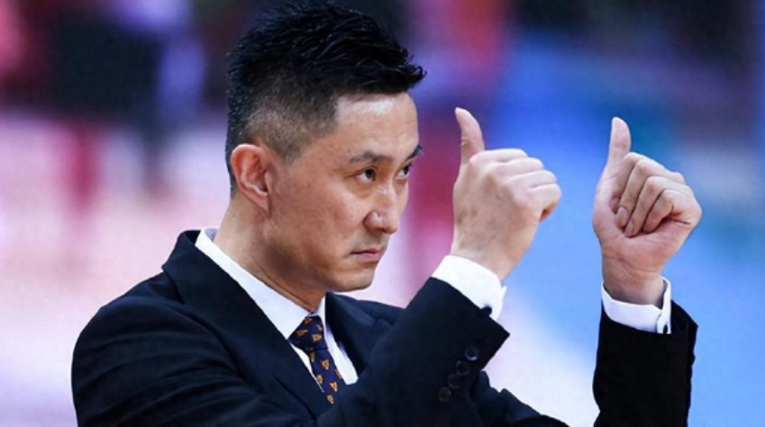 开云体育下载-广东3消息!杜锋被喊下课,徐杰创尴尬纪录,陈老板提前退场